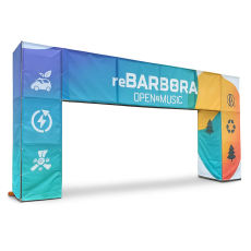 Bannerová brána 8,6 x 3,5m
